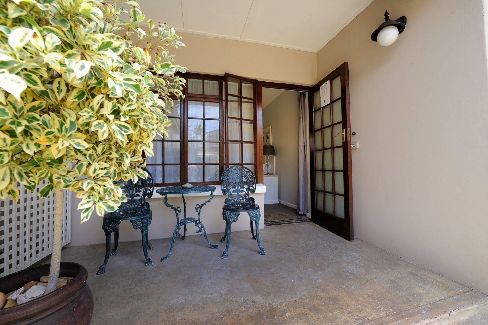 Beachwalk Bed And Breakfast - #Solar Energy #No Loadshedding Port Elizabeth Ngoại thất bức ảnh